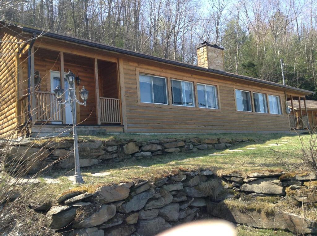 Cottages Du Lac Orford, Cottage A, Cote Raquettes Cottage B, Cote Skis Eastman Exterior photo